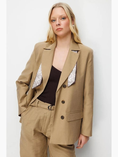 Blazer de manga comprida e patch mixray - Kiabi Blazer de manga comprida e patch mixray - Kiabi