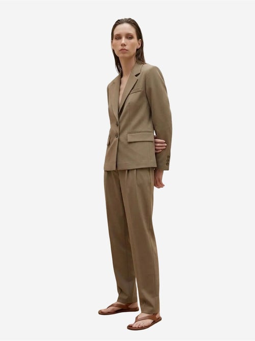 Blazer de mulher de corte regular my fashion - Kiabi Blazer de mulher de corte regular my fashion - Kiabi