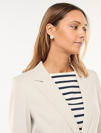 Blazer liso com gola com lapelas