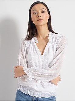 Blusa a ponto cheio e folhos - Kiabi