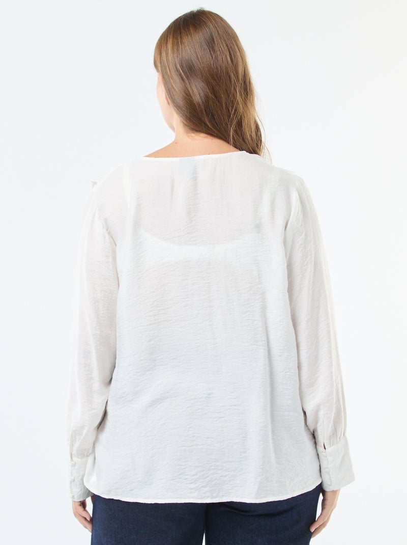 Blusa acetinada com gola Peter Pan 'Vero Moda' Branco - Kiabi