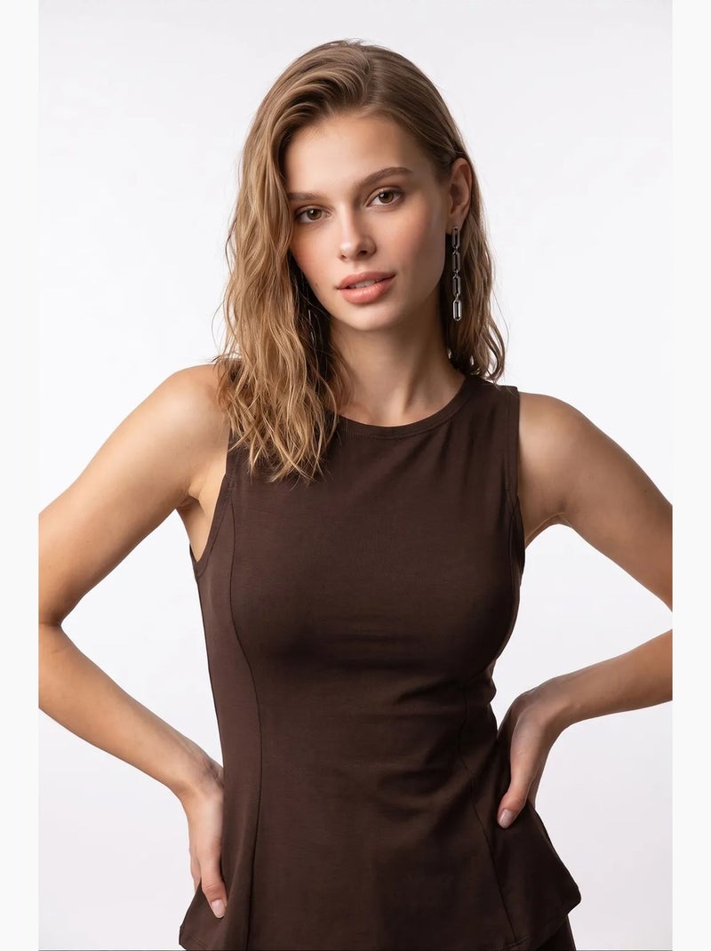 Blusa ajustada sem mangas com gola careca mixray Castanho - Kiabi