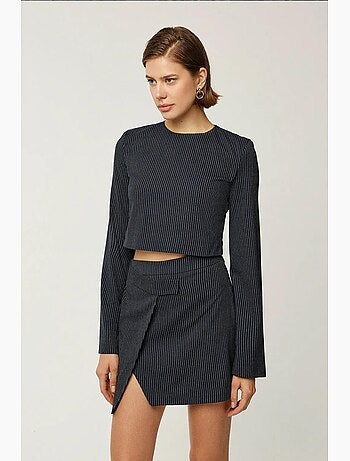 Blusa às riscas com gola redonda hiccup