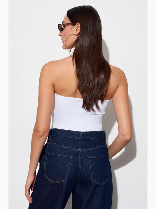Blusa bandeau bodycon sem alças dilvin - Kiabi Blusa bandeau bodycon sem alças dilvin - Kiabi