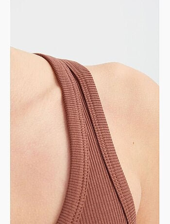 Blusa básica lisa com decote redondo hiccup