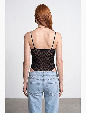 Blusa body de renda sem mangas dilvin
