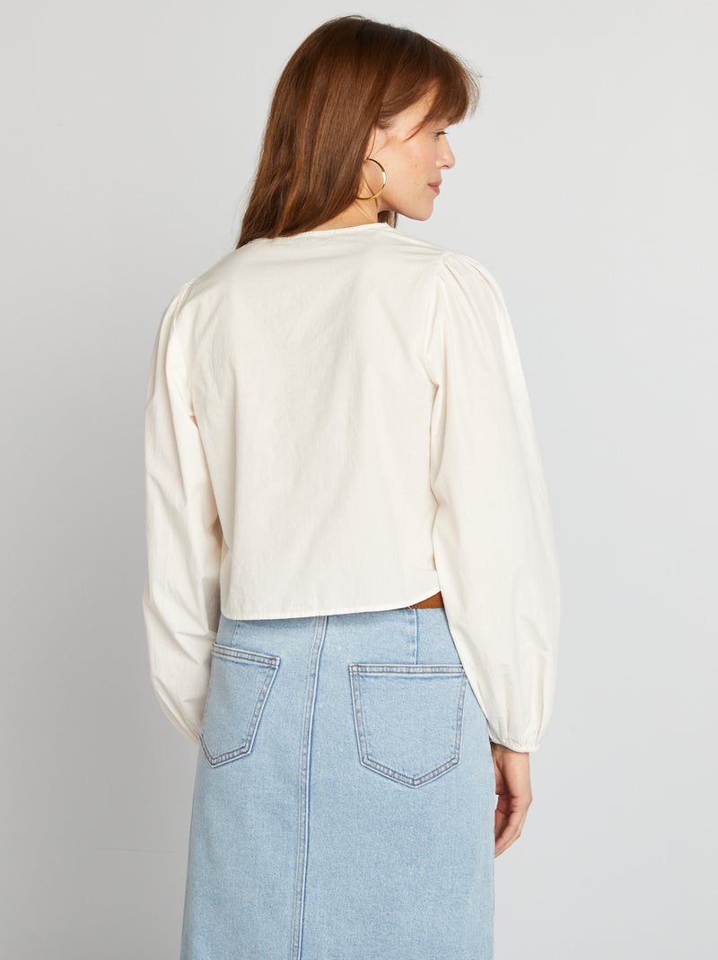 Blusa bordada com laços BEGE - Kiabi