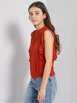 Blusa bordada com pregas - Kiabi