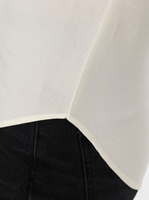 Blusa Branca Vero Moda para Mulher 10248152 - Kiabi Blusa Branca Vero Moda para Mulher 10248152 - Kiabi