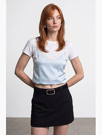 Blusa cami curta em cetim com renda dilvin