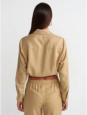 Blusa camisa cropped em tencel dilvin