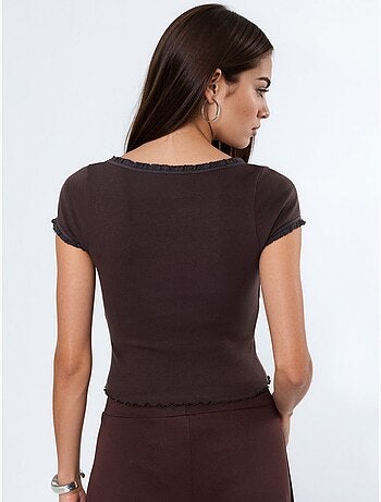 Blusa canelada com decote em u de corte justo busem