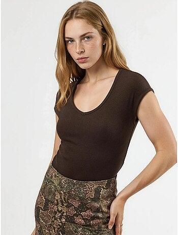 Blusa canelada com decote em v busem