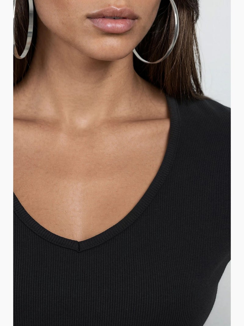 Blusa canelada com decote em v busem Preto - Kiabi