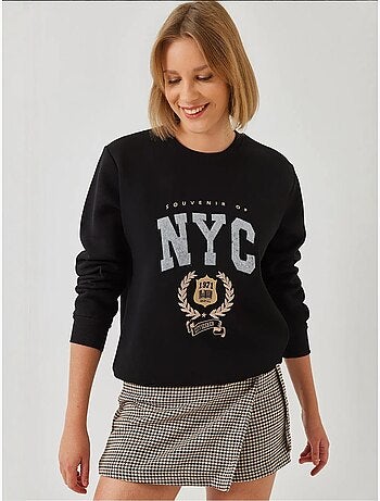 Blusa com bordado escovado e três fios lucci