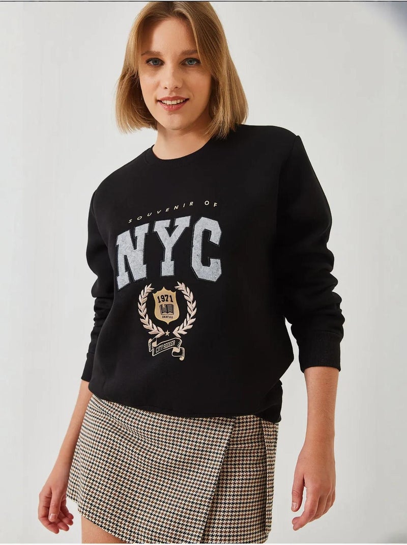 Blusa com bordado escovado e três fios lucci Preto - Kiabi