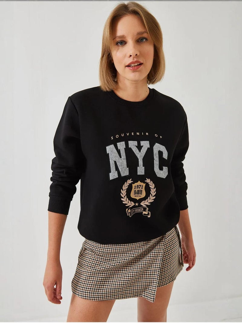 Blusa com bordado escovado e três fios lucci Preto - Kiabi