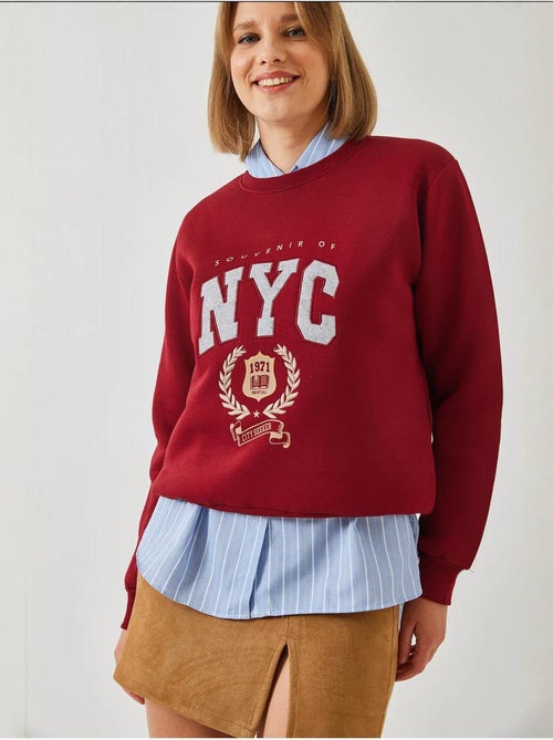 Blusa com bordado escovado e três fios lucci - Kiabi