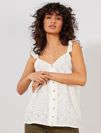 Blusa com bordado inglês - Kiabi