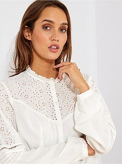 Blusa com bordado inglês - Kiabi