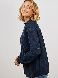 Blusa com bordado inglês - Kiabi