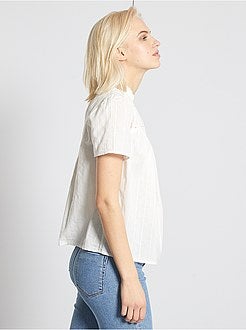 Blusa com bordado inglês - Kiabi