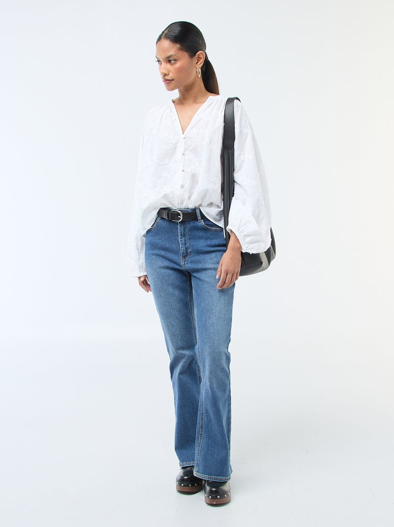 Blusa com bordados de flores Branco - Kiabi