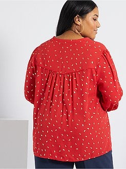 Blusa com brilhantes - Kiabi