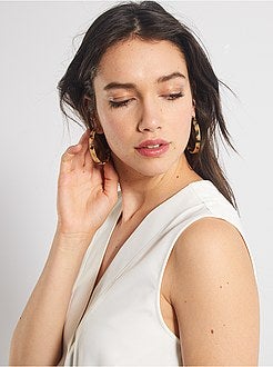 Blusa com decote em V - Kiabi