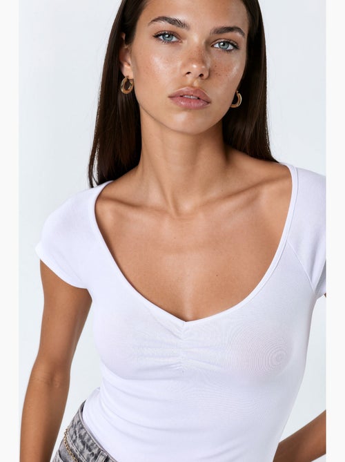 Blusa com decote em v e mangas curtas com drapeado busem - Kiabi