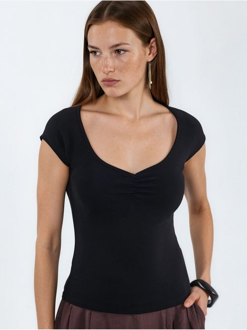 Blusa com decote em v e mangas curtas com drapeado busem - Kiabi