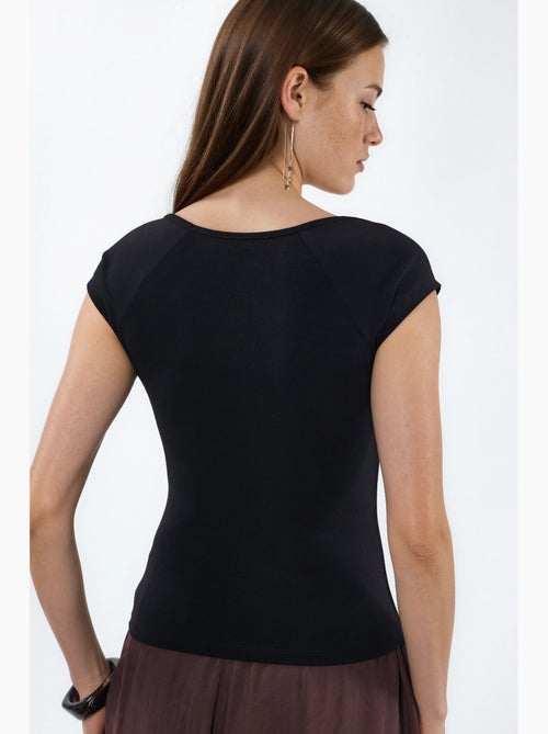 Blusa com decote em v e mangas curtas com drapeado busem - Kiabi