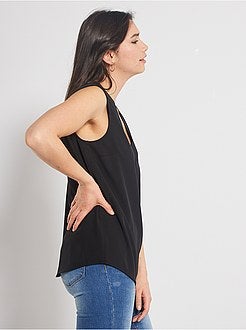 Blusa com decote em V - Kiabi