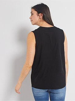 Blusa com decote em V - Kiabi