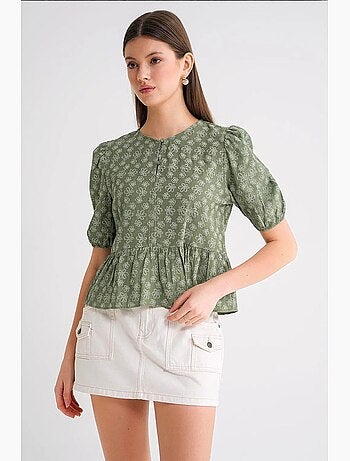 Blusa com decote redondo e folhos mixray