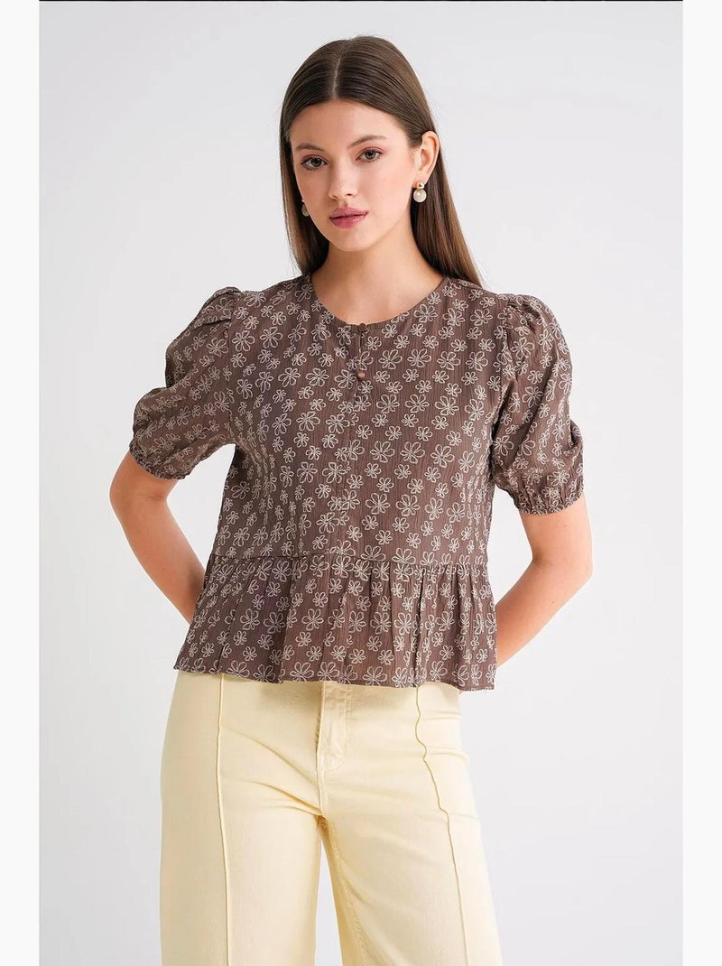 Blusa com decote redondo e folhos mixray Castanho-claro - Kiabi