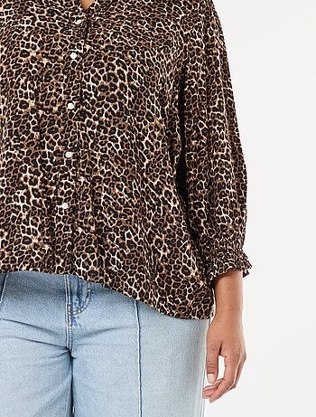 Blusa com estampa de leopardo 'Only Carmakoma'
