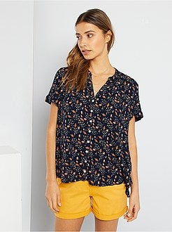 Blusa com estampado 'flores' - Kiabi