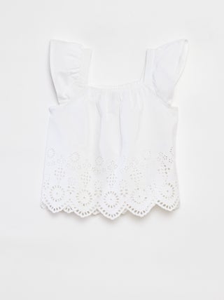 Blusa com favos de mel e bordado inglês
