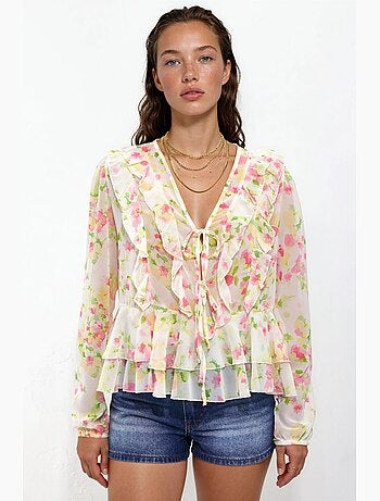 Blusa com folhos, decote em v e padrão hiccup