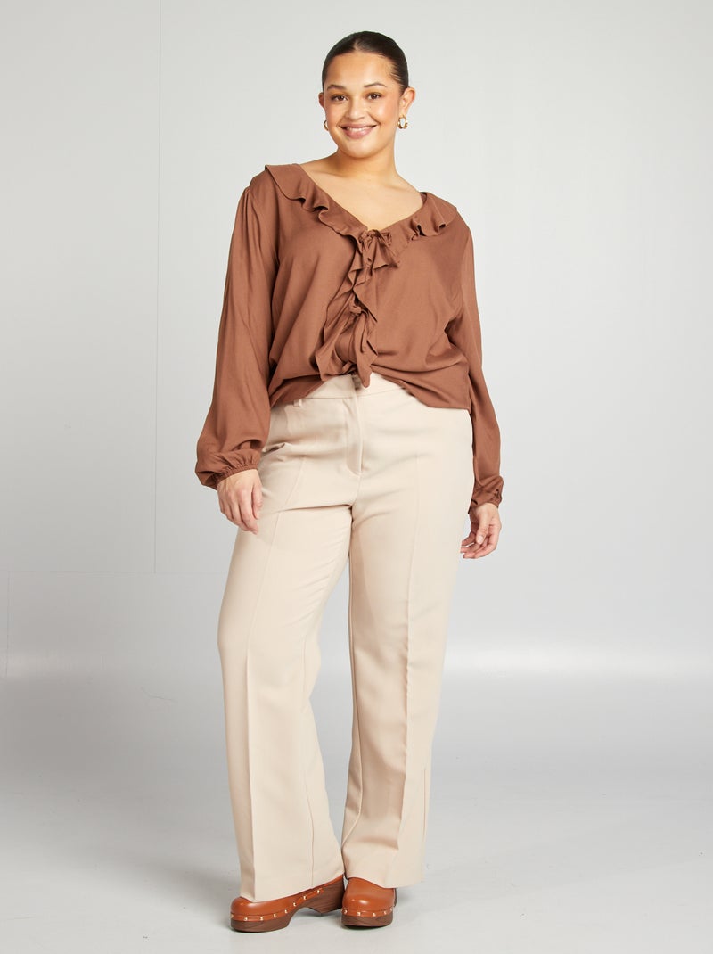 Blusa com folhos e abertura com atilhos para atar CASTANHO - Kiabi