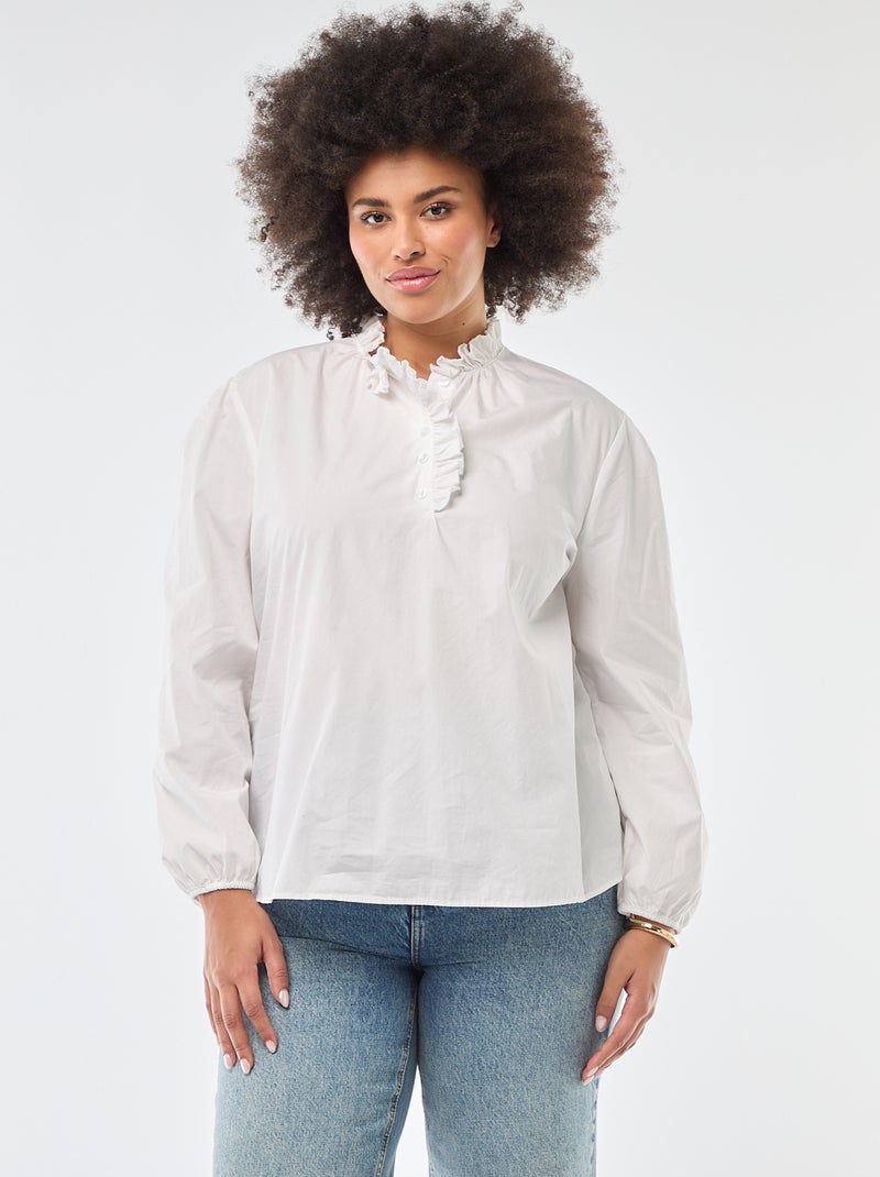 Blusa com gola alta com folhos Branco - Kiabi