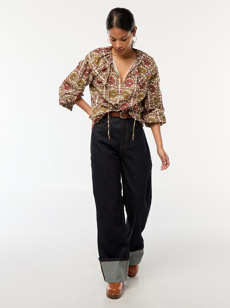 Blusa com gola claudine larga Bege - Kiabi