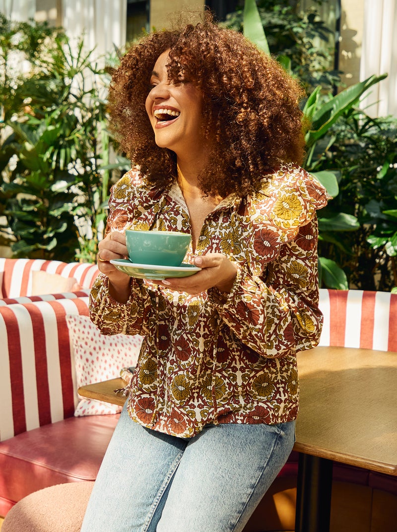 Blusa com gola claudine larga Bege - Kiabi