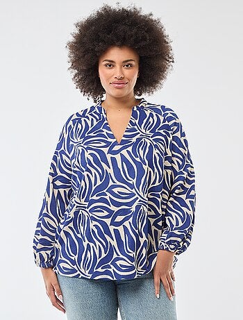 Blusa com Gola em V e Estampa All-Over