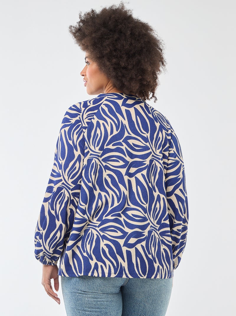 Blusa com Gola em V e Estampa All-Over Azul - Kiabi
