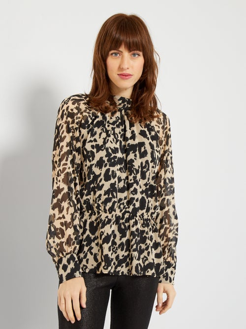 Blusa com gola subida - Kiabi