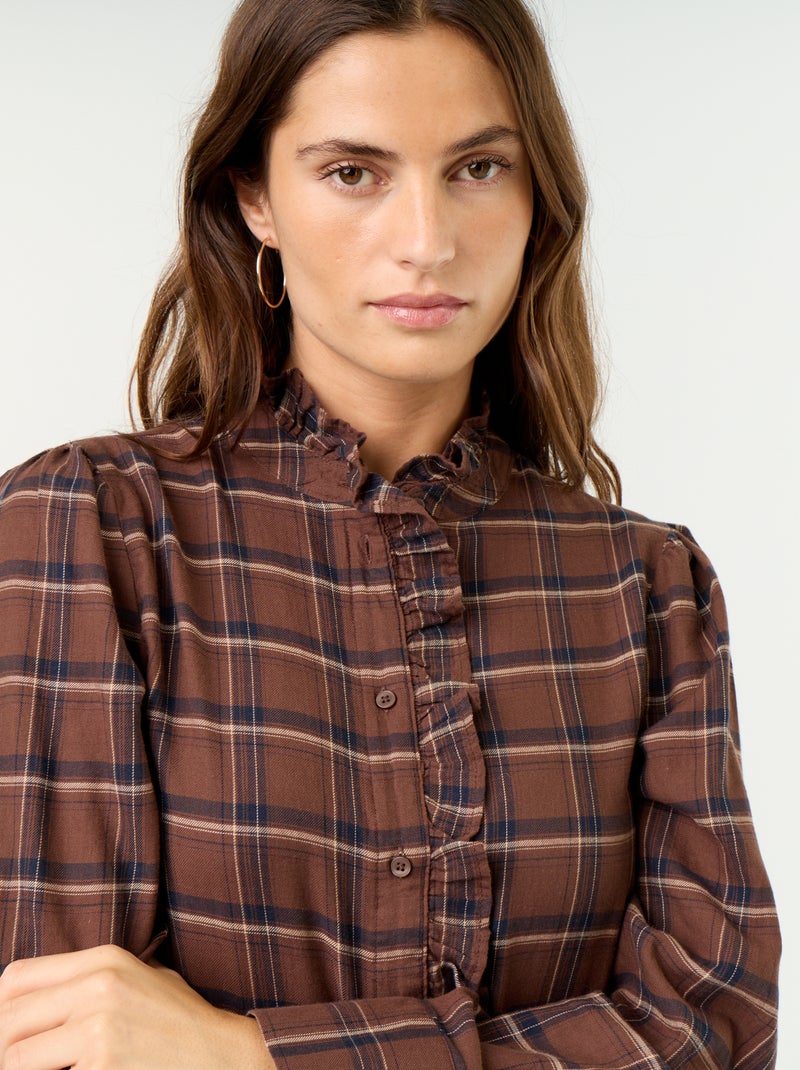 Blusa com gola subida e folhos Castanho - Kiabi