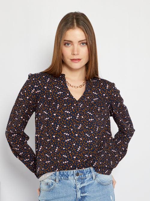 Blusa com gola tunisina - Kiabi