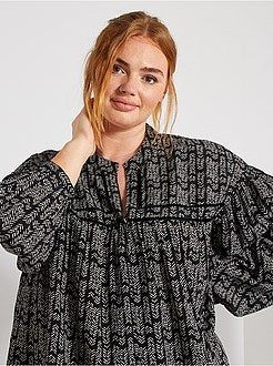 Blusa com gola tunisina - Kiabi